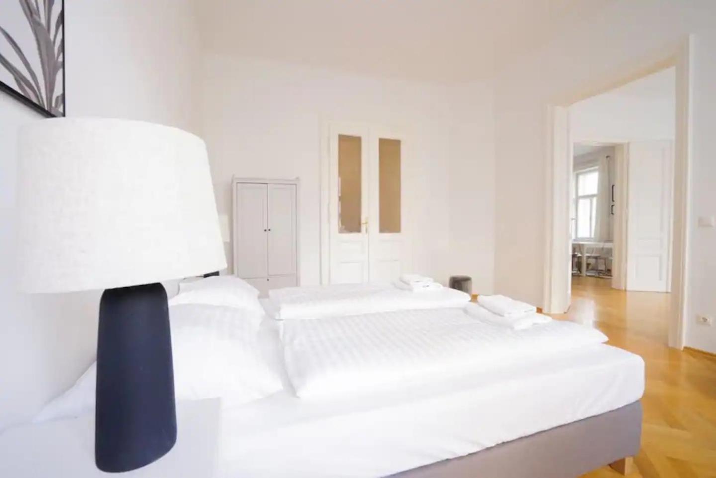 Beautiful Apartments In Vienne Extérieur photo